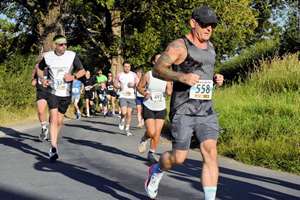 Download race photo <a href='Large/img_0415.jpg' class='lightbox-download'>here</a>