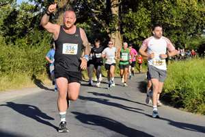 Download race photo <a href='Large/img_0421.jpg' class='lightbox-download'>here</a>