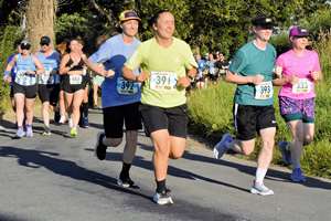 Download race photo <a href='Large/img_0471.jpg' class='lightbox-download'>here</a>