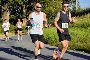 Download race photo <a href='Large/img_0552.jpg' class='lightbox-download'>here</a>