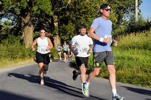 Download race photo <a href='Large/img_0571.jpg' class='lightbox-download'>here</a>