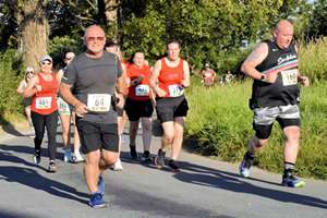 Download race photo <a href='Large/img_0609.jpg' class='lightbox-download'>here</a>