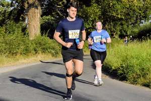 Download race photo <a href='Large/img_0671.jpg' class='lightbox-download'>here</a>