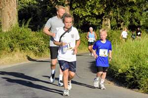 Download race photo <a href='Large/img_0735.jpg' class='lightbox-download'>here</a>