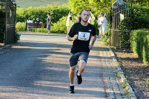 Download race photo <a href='Large/img_0812.jpg' class='lightbox-download'>here</a>