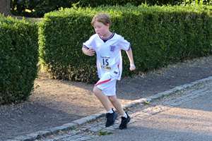 Download race photo <a href='Large/img_0827.jpg' class='lightbox-download'>here</a>