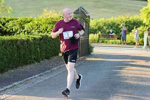 Download race photo <a href='Large/img_0831.jpg' class='lightbox-download'>here</a>