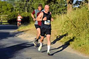 Download race photo <a href='Large/img_0914.jpg' class='lightbox-download'>here</a>