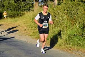 Download race photo <a href='Large/img_0931.jpg' class='lightbox-download'>here</a>