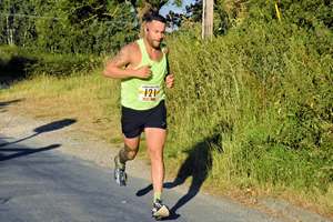 Download race photo <a href='Large/img_0948.jpg' class='lightbox-download'>here</a>