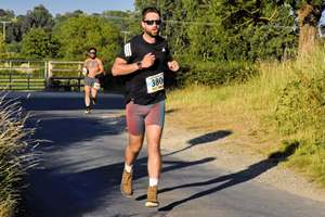 Download race photo <a href='Large/img_0952.jpg' class='lightbox-download'>here</a>