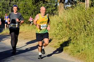 Download race photo <a href='Large/img_0964.jpg' class='lightbox-download'>here</a>