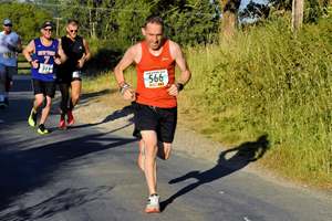 Download race photo <a href='Large/img_0977.jpg' class='lightbox-download'>here</a>