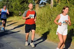 Download race photo <a href='Large/img_0989.jpg' class='lightbox-download'>here</a>