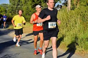 Download race photo <a href='Large/img_1030.jpg' class='lightbox-download'>here</a>