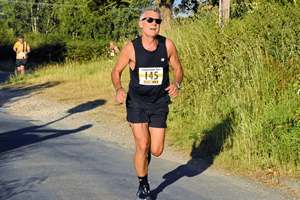 Download race photo <a href='Large/img_1040.jpg' class='lightbox-download'>here</a>