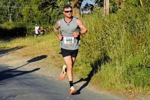 Download race photo <a href='Large/img_1054.jpg' class='lightbox-download'>here</a>