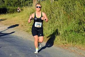Download race photo <a href='Large/img_1067.jpg' class='lightbox-download'>here</a>