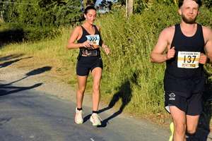 Download race photo <a href='Large/img_1070.jpg' class='lightbox-download'>here</a>