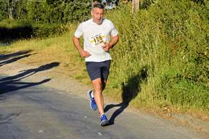 Download race photo <a href='Large/img_1073.jpg' class='lightbox-download'>here</a>