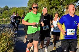 Download race photo <a href='Large/img_1086.jpg' class='lightbox-download'>here</a>