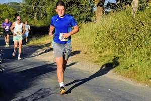 Download race photo <a href='Large/img_1095.jpg' class='lightbox-download'>here</a>