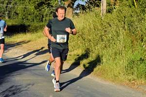 Download race photo <a href='Large/img_1110.jpg' class='lightbox-download'>here</a>