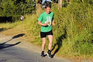Download race photo <a href='Large/img_1167.jpg' class='lightbox-download'>here</a>