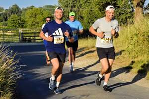 Download race photo <a href='Large/img_1171.jpg' class='lightbox-download'>here</a>