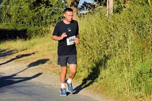 Download race photo <a href='Large/img_1187.jpg' class='lightbox-download'>here</a>