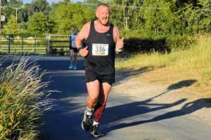 Download race photo <a href='Large/img_1204.jpg' class='lightbox-download'>here</a>