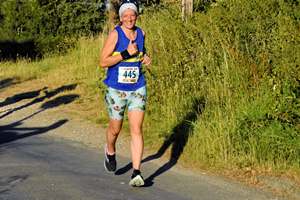 Download race photo <a href='Large/img_1211.jpg' class='lightbox-download'>here</a>