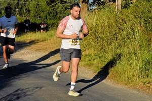 Download race photo <a href='Large/img_1228.jpg' class='lightbox-download'>here</a>