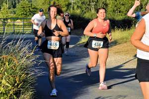 Download race photo <a href='Large/img_1276.jpg' class='lightbox-download'>here</a>