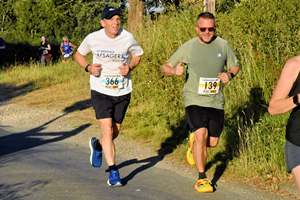 Download race photo <a href='Large/img_1284.jpg' class='lightbox-download'>here</a>