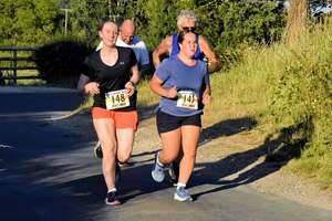Download race photo <a href='Large/img_1288.jpg' class='lightbox-download'>here</a>