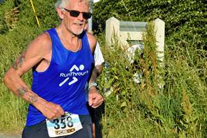 Download race photo <a href='Large/img_1295.jpg' class='lightbox-download'>here</a>