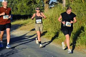 Download race photo <a href='Large/img_1339.jpg' class='lightbox-download'>here</a>