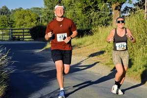 Download race photo <a href='Large/img_1340.jpg' class='lightbox-download'>here</a>