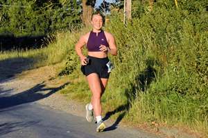 Download race photo <a href='Large/img_1422.jpg' class='lightbox-download'>here</a>