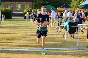 Download race photo <a href='Large/img_1453.jpg' class='lightbox-download'>here</a>