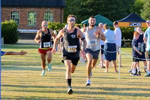 Download race photo <a href='Large/img_1473.jpg' class='lightbox-download'>here</a>