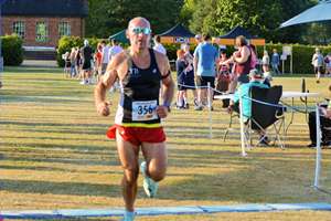 Download race photo <a href='Large/img_1476.jpg' class='lightbox-download'>here</a>