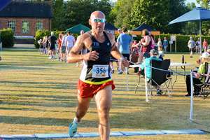 Download race photo <a href='Large/img_1477.jpg' class='lightbox-download'>here</a>