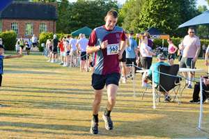 Download race photo <a href='Large/img_1484.jpg' class='lightbox-download'>here</a>