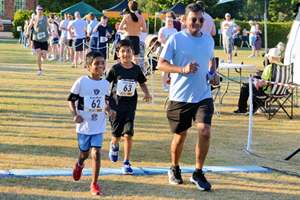Download race photo <a href='Large/img_1489.jpg' class='lightbox-download'>here</a>