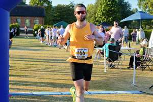 Download race photo <a href='Large/img_1498.jpg' class='lightbox-download'>here</a>