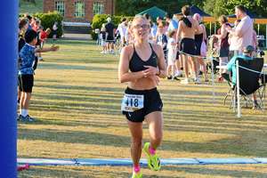Download race photo <a href='Large/img_1525.jpg' class='lightbox-download'>here</a>
