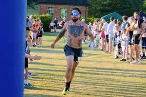 Download race photo <a href='Large/img_1526.jpg' class='lightbox-download'>here</a>