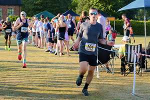 Download race photo <a href='Large/img_1532.jpg' class='lightbox-download'>here</a>